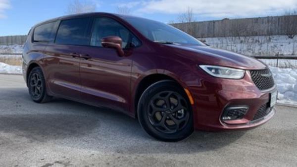 2022 Chrysler Pacifica Hybrid Limited