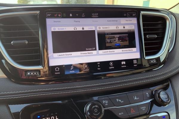 2022 Chrysler Pacifica Hybrid Limited